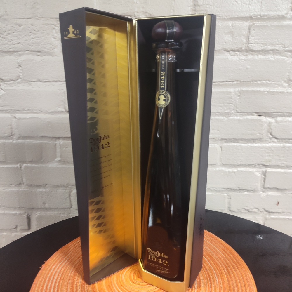 DonJuilio | 1942 Empty Tequila  Bottle & Box